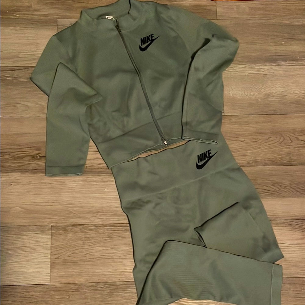 Nike Olive Green Leggings and Jacket Set